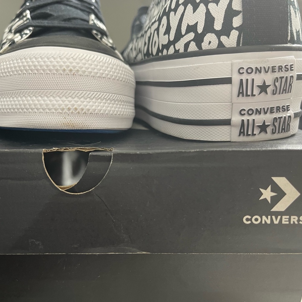 Converse - Picture 5 of 7